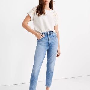 Madewell. The Mom Jean in Melva Wash Size 27 Tall